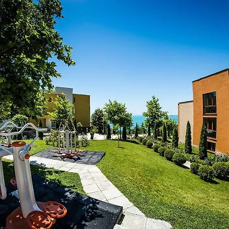 Sea View With Balcony Imperial Club Διαμέρισμα *